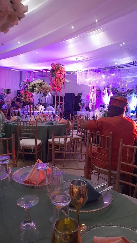 Darlington Hall photo 4